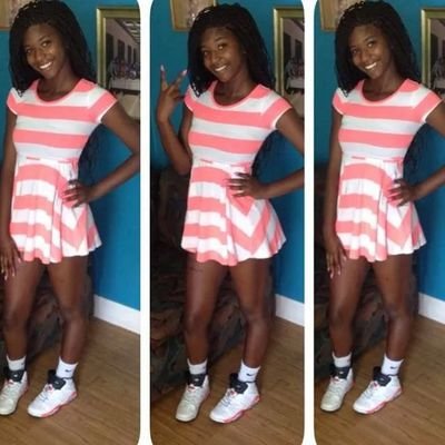 Single ❤️/ Bi / 02-26-97 / Smoker / Pisces / JUST FOLLOW ME !