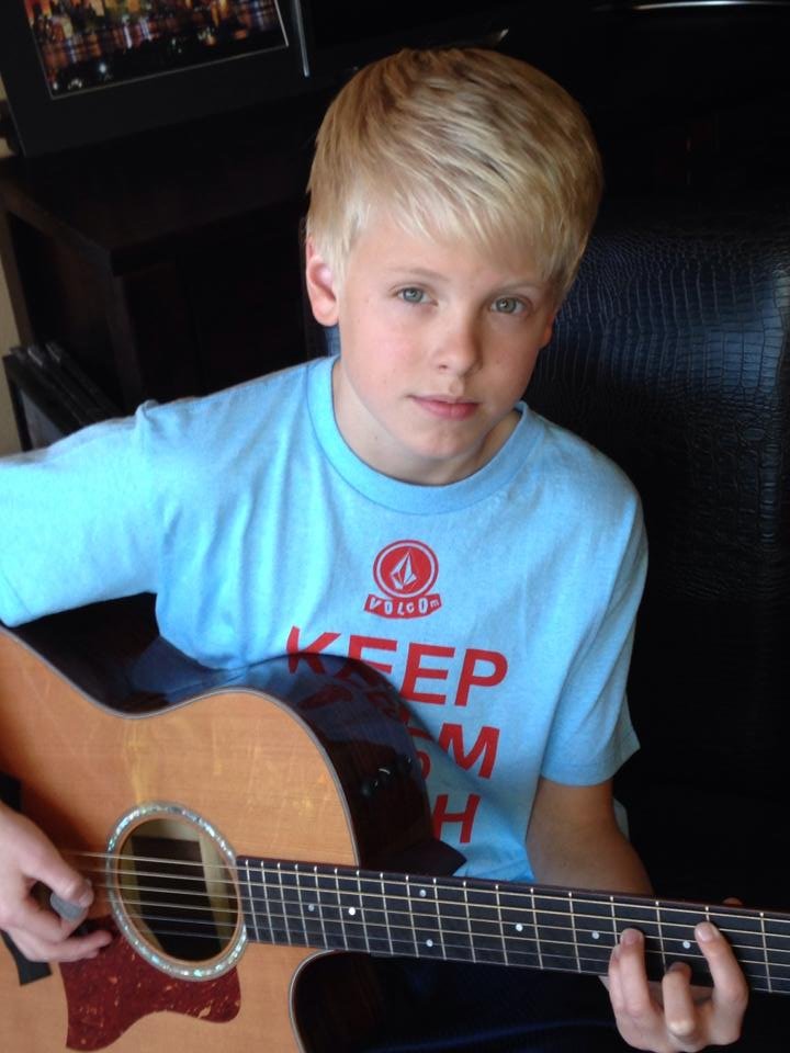 lynch help to be a singer