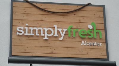 SF_Alcester's profile picture. We are your local neighbourhood store.
Come and visit us: 5-7 High Street, Alcester, B49 5AE #SimplyFreshAlcester