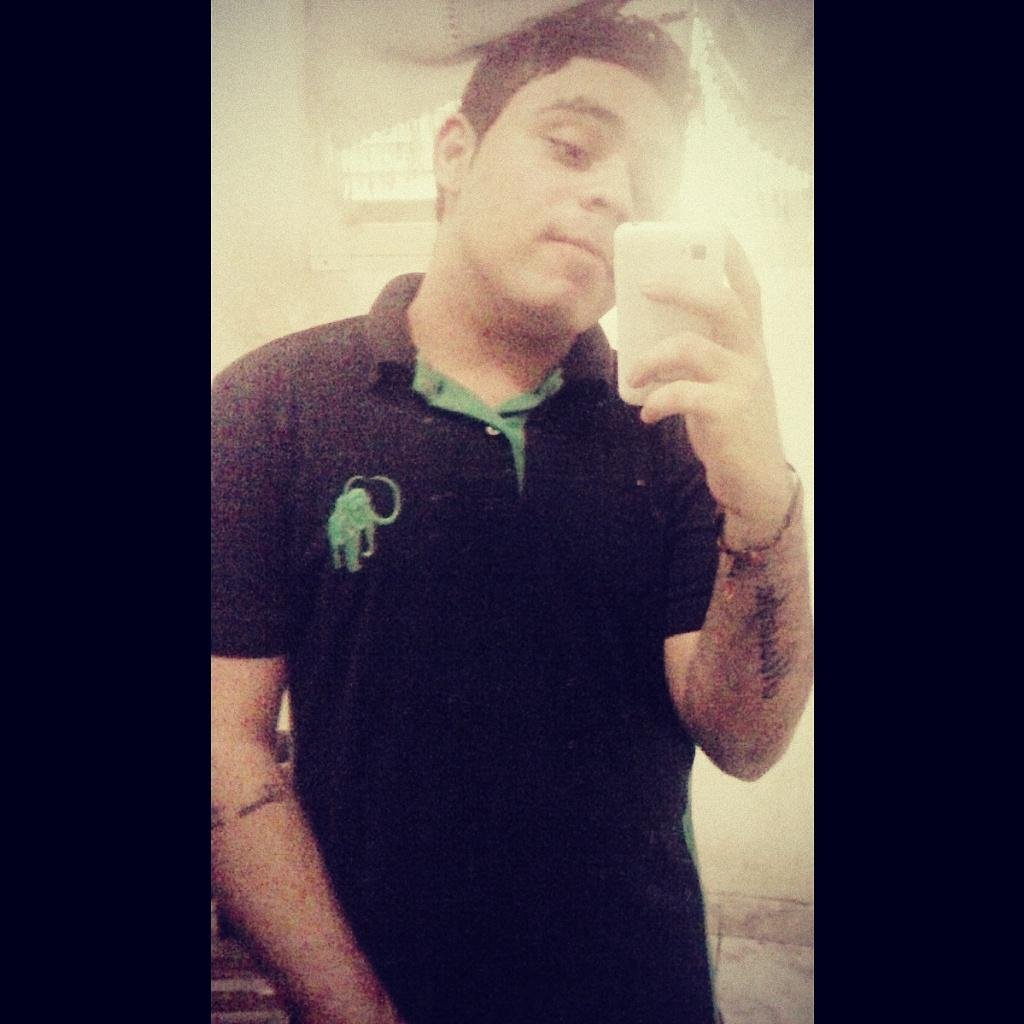 - Deus & Mais