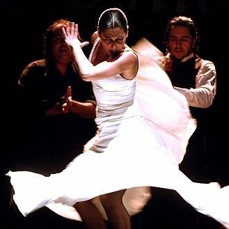 sherbalkis's profile picture. Il faut être l'homme de la pluie et l'enfant du beau temps - R.Char 
  http://t.co/r3VLM2L04p
http://t.co/WeV0uM4Giw