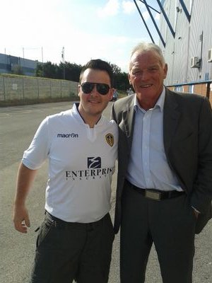 Worships Leeds United - lives for Lufc and my family!