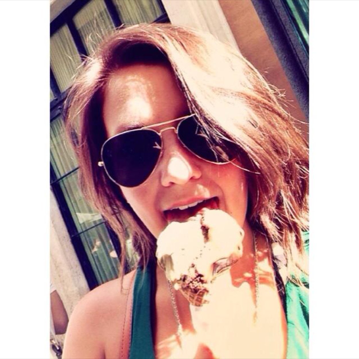 ali_helmer's profile picture. 