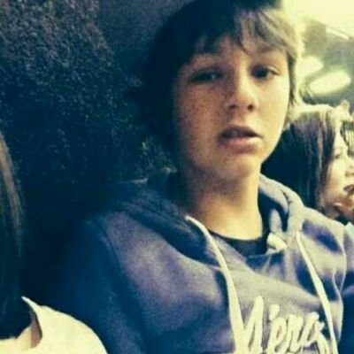 Hi im Dalton, Im 14, WOAH u look lost. Follow me!! Im taken.