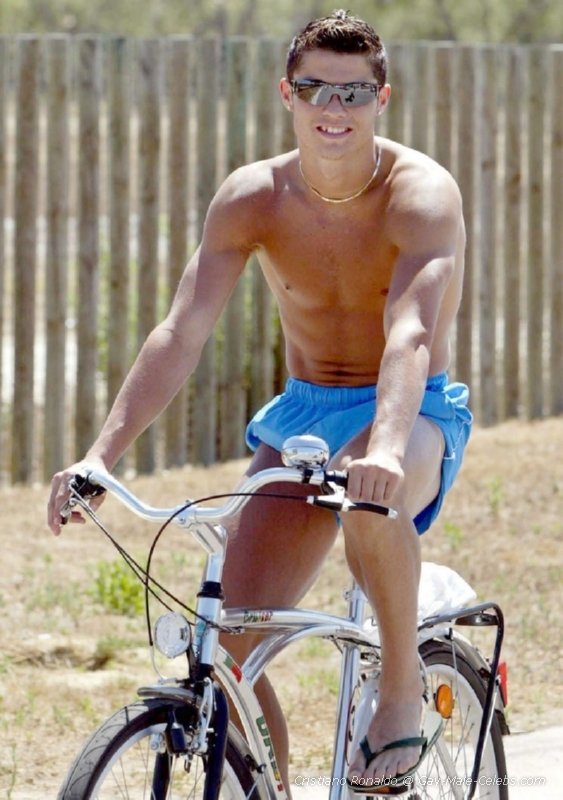 polinagutsul's profile picture. В птз есть девушки которые читают рэп?