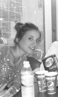 CristinaDragn's profile picture. Estudiante de ade-derecho.