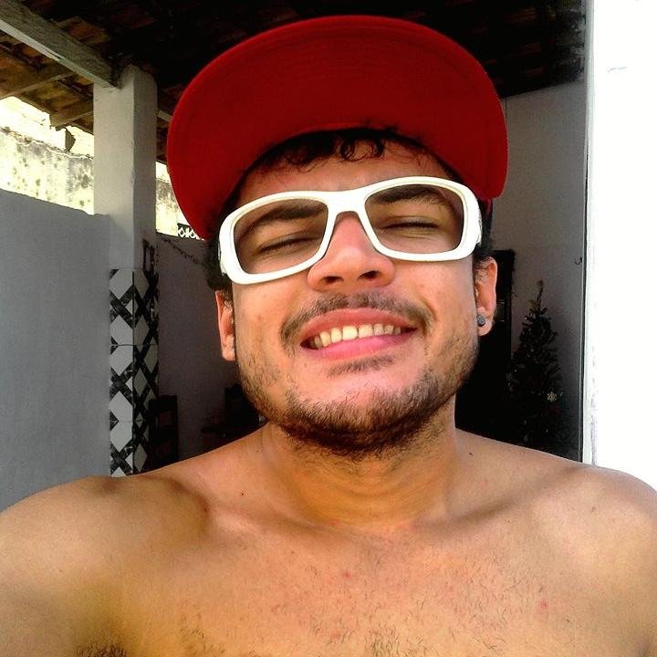 O que nasceu pra ser meu, nada toma, nem o tempo, nem ninguém,porque DEUS não deicha.