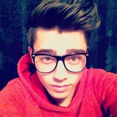 Hello, I'm a boydirectioner, boybelieber and mahomie..