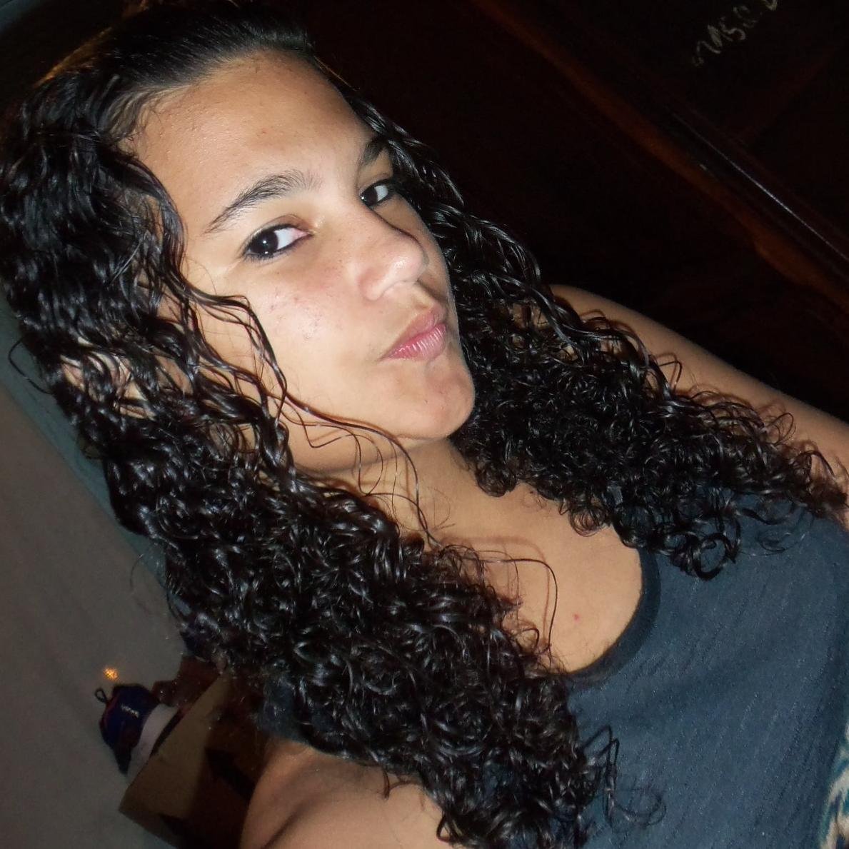 espero que a falsidade ñ chegue perto pois estarei forte para combatela:)