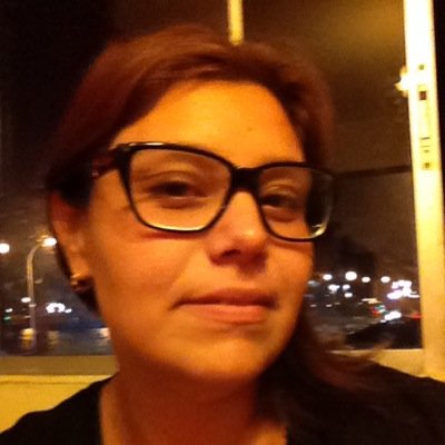 café, música, educación y buena conversación.