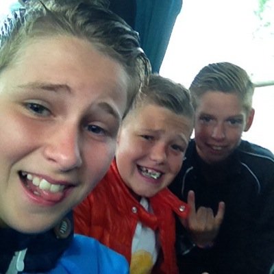DJFEELINGBEAT@dutchmail.com  Waar ik voor sta,
Het vuur door ga dat is de club uit de mathildelaan