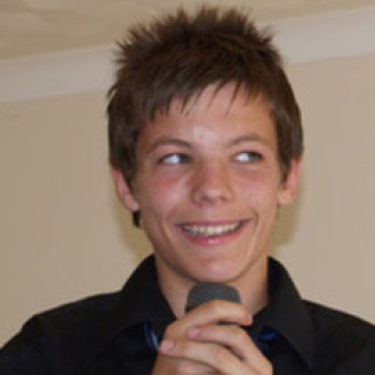 catchingxlou's profile picture. A shelter from the storm and a place in the sun