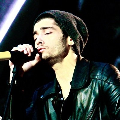 poxaliam_'s profile picture. 