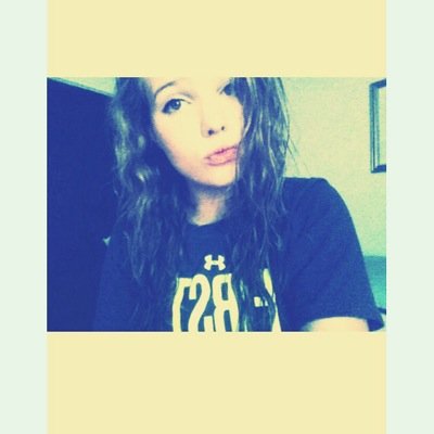 I'm Anna. Im weird. And i just wanna be cool