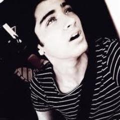 LisaJawaadMalik's profile picture. Directioner Forever  ♥♥♥ I love u . You are my life . 4 ans de pure bonheure avec vous .. Directioner un jour directioner toujours .. ♥