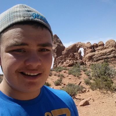 jjjewlsanders48's profile picture. love baseball etown pride taken