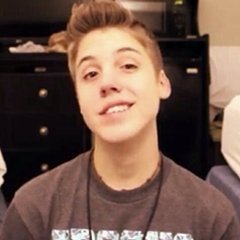 FOLLOW GRATIS DA RT AQUI http://t.co/9A5szH5IwU… PFVR? OBRIGADA