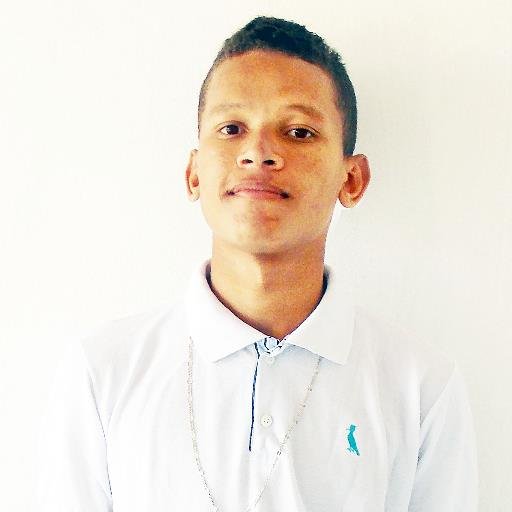 Sou uma pessoa que gosta da vida.
 Não tenho hora marcada, pra mim nunca é tarde, virou epidemia na cidade falsidade. Follow-me