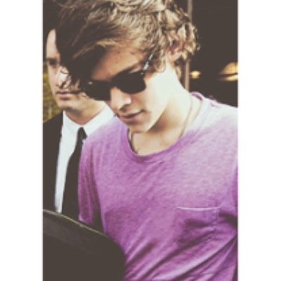 slutdropniall's profile picture. @hxrryandwifi