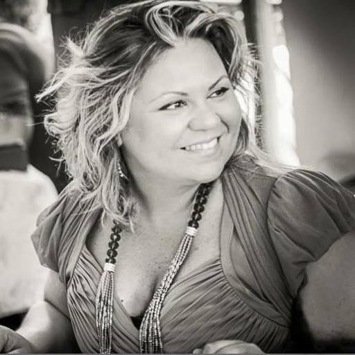 Linda Valori net worth