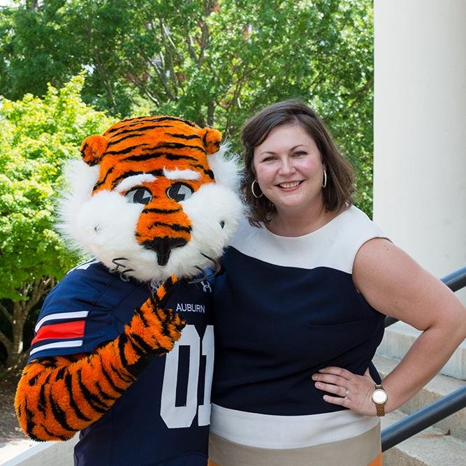 mrs_peer's profile picture. My mom has got it going on.