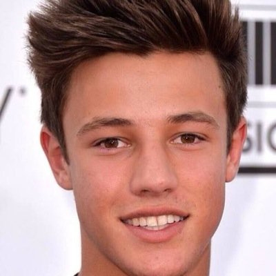 I love Justin Bieber and Cameron Dallas they are my life ❤