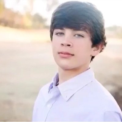 Hayes is the bae.