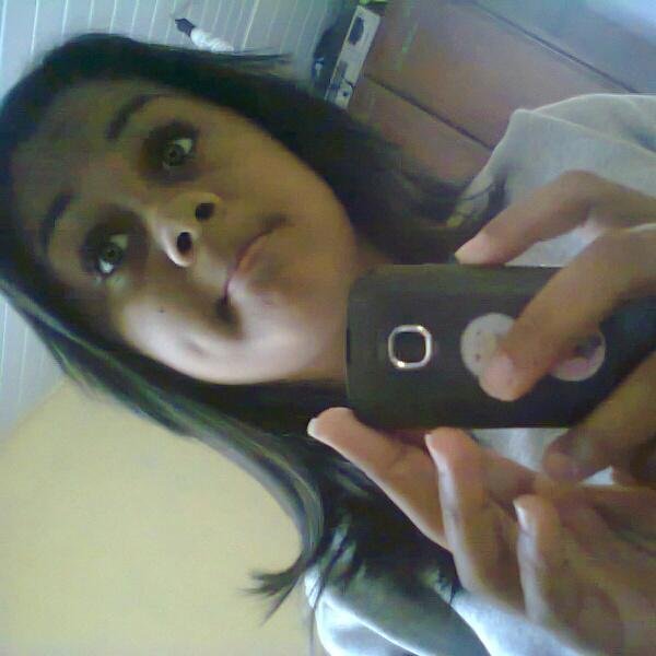 adoro ouvir musica, mina fiel...