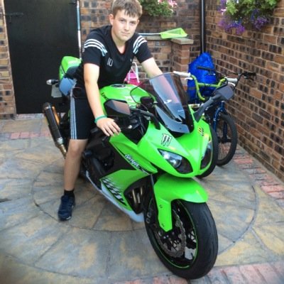 Im 14 trying to become a succesful youtuber. Please show your support by following me