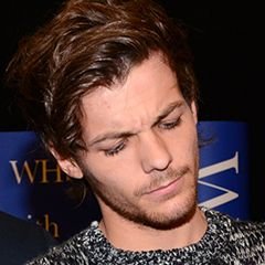 louis beauty is something inexplicable bc its impossible to explain the unexplainable