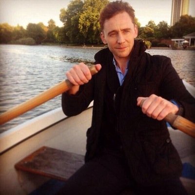 Free follow from @holmesbatch