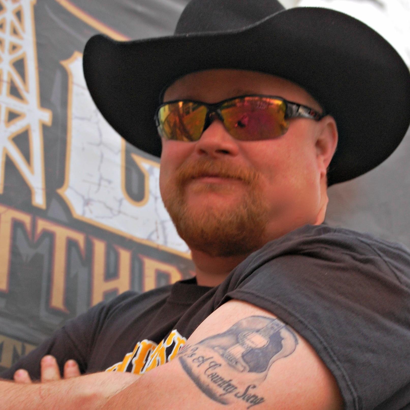 Country Music Entertainer/Singer/Songwriter/Producer/Promoter/Fan, & Living the Dream!