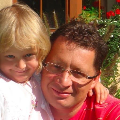 Freelance writer. Happy father and husband.