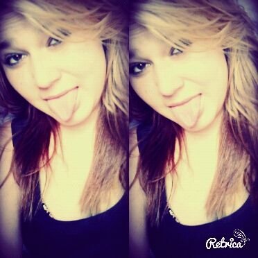 aleen do mundo daar vooltaa..aa vida mudaa oqee hooj nao ta aoo seu alcansee,amanha deuus coloca aoo seuus pees :3 (^.^)