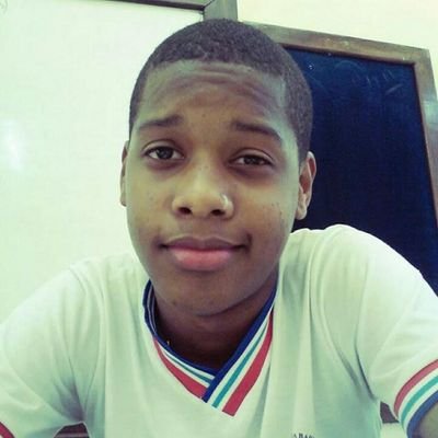 Torcedor do ECB ♡ Tudo posso naquele que me fortalece || Fã da banda do Poder #thbarbosa || Sem Você a Vida é Tão Sem Graça ♬