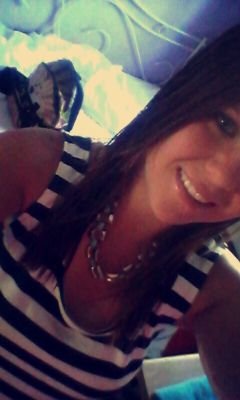 Deniseloveuu's profile picture. 24'06'2014 concertt One Direction  ♡  Feyenoord till i die ♡ De kuip is de kerk , feyenoord mijn geloof ⚽