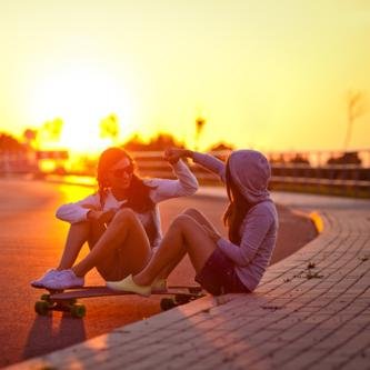 Our name says it all: two best friends who think completely alike. A blonde and a brunette. Relatable, original, real. THIS IS OUR VENT.