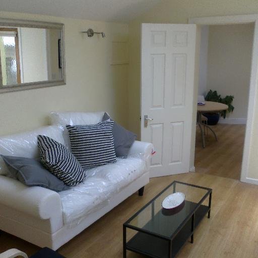 DalkeyProperty's profile picture. Fully furnished bright spacious one bedroom apartment to rent in Dalkey. Accommodation consists of a large living room, fully fitted kitchen.
