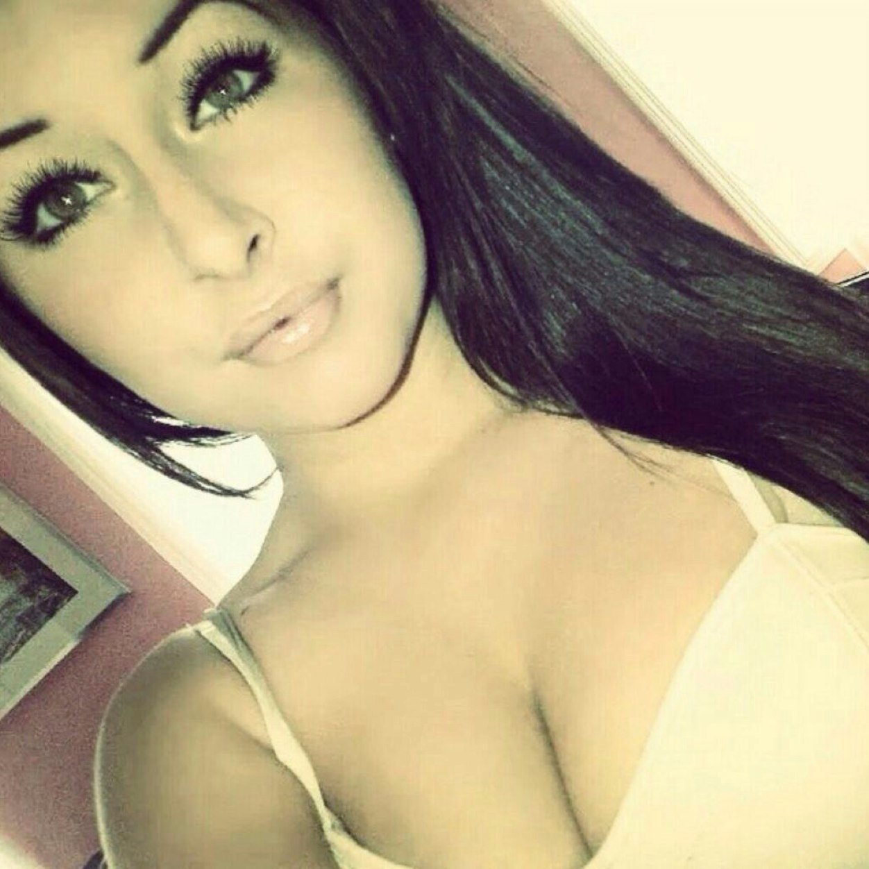 RECHERCHE PLANS COQUIN AVEC MEC CHAUD ET RESPECTEUX ! Viens parler av moi sur mon site et on vois ! Kiss. http://t.co/QH7S6acSGW