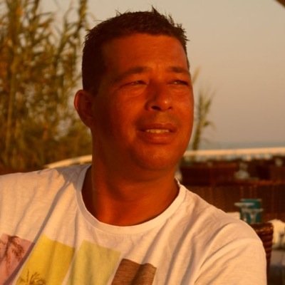 Head of Sales SMB Lyreco Netherlands BV, papa van Jade & Nash