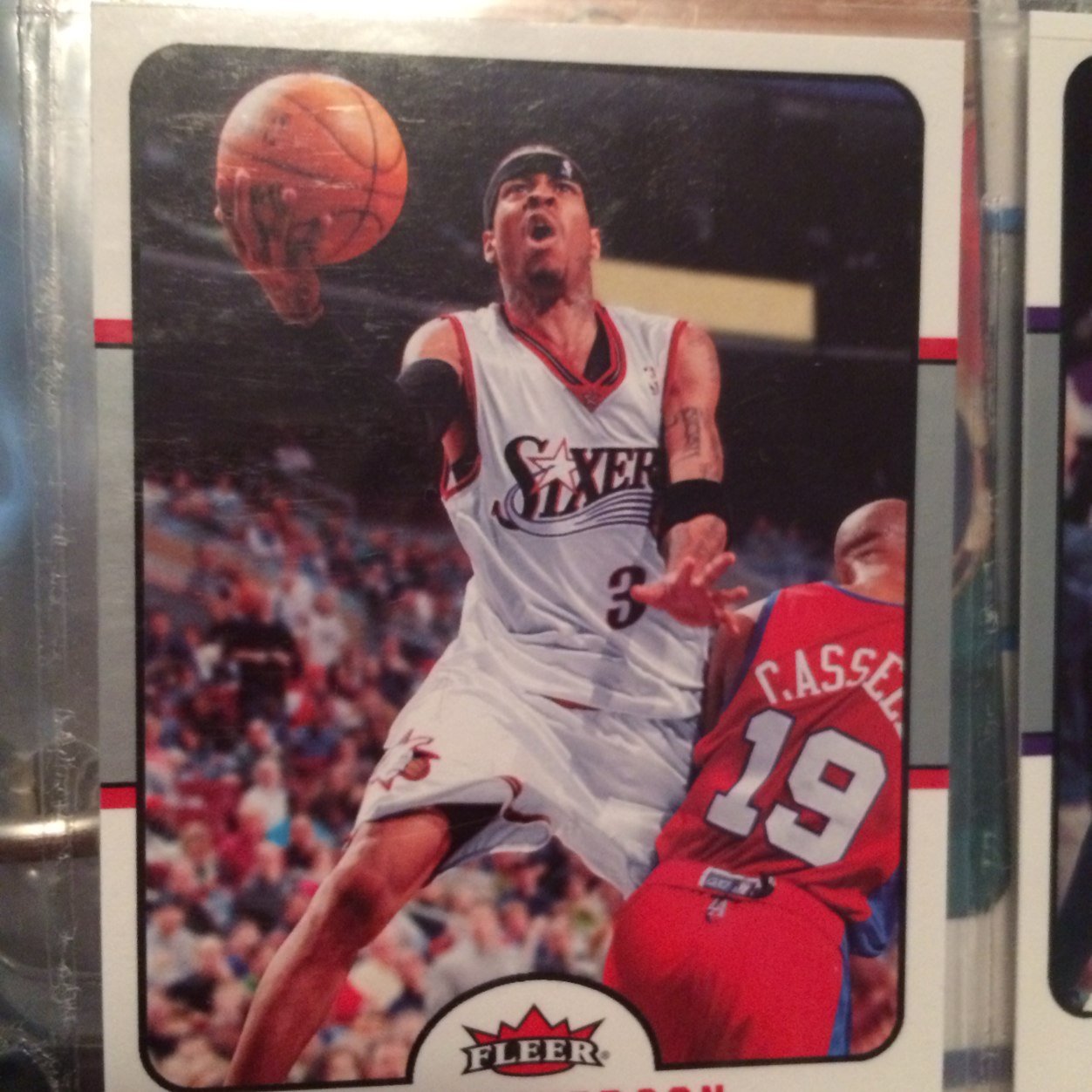 Selling all sorts of sport cards. Dm me if interested. Ill follow back