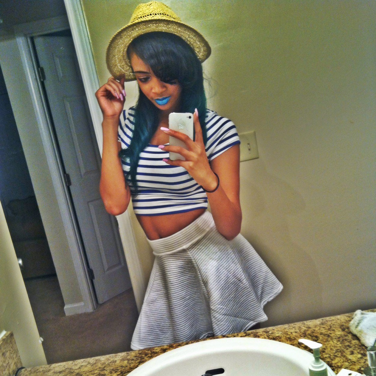 aSWEETrevenge's profile picture. iModel. iDance. iAmBi. iLoveLipstick. iAmSarcastic. iFinanceMyself. iLoveGod. iAmSingle. iWork. For bookings: myriahpointerbookings@gmail.com