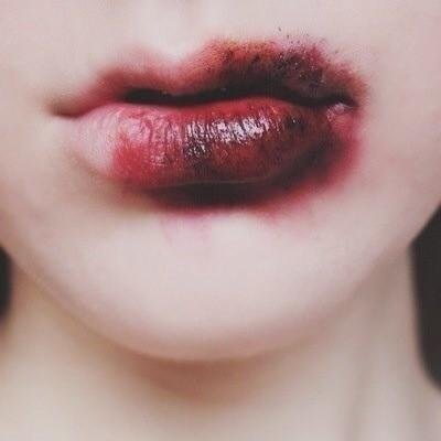 ✶
