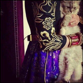 غلآگ لو بقول آنہ غلآ عآدي ..! تجبرني عروق قلبي مآ ٺہآون بہ ​♡'