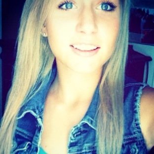 Follow me on instagram @itsmevic_