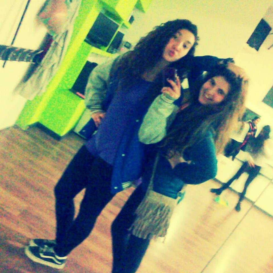 AlduuMoyano's profile picture. Aylu te ama eternamente ,gracias por  todo//Amo cantar ♥/ Resiste♥/Lalita♥/No intentes arrancarme de tu mente//♥ Agus manda aca y me ama mucho♥