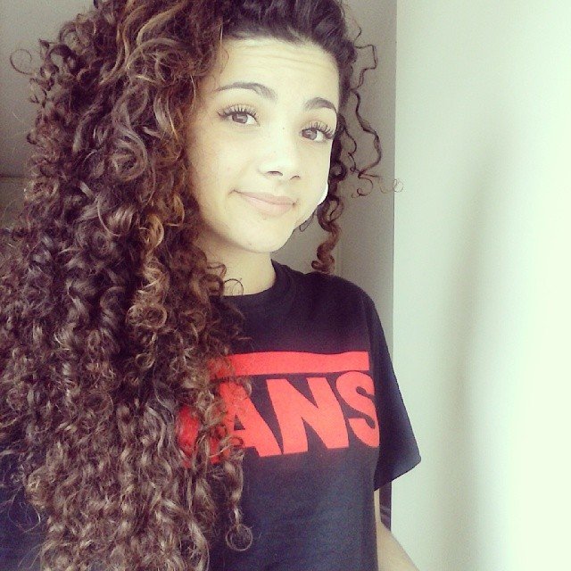 tout ce que je sais pour moi c'est que je suis plus intelligent que des gens normaux 3:) tous me dit sa , et par contre je suis  belle :*