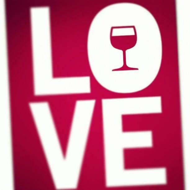 Especialista en Enoturismo . Fanático del Vino Argentino . Viajero. Foodie. Trabajo en una bodega y en la mejor empresa de WineTours