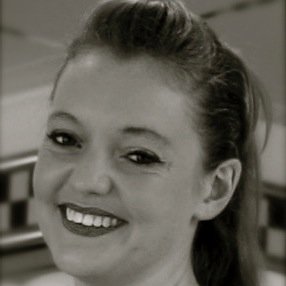 Circus Performer from Cornwall, based in Bristol. Performs Doubles Trapeze, Roller Skating, Silks, Hoop & Rope. Founder of circus company, Bella Kinetica.