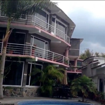 Hotel El Cipres
¡Su hogar en Valle de Bravo!